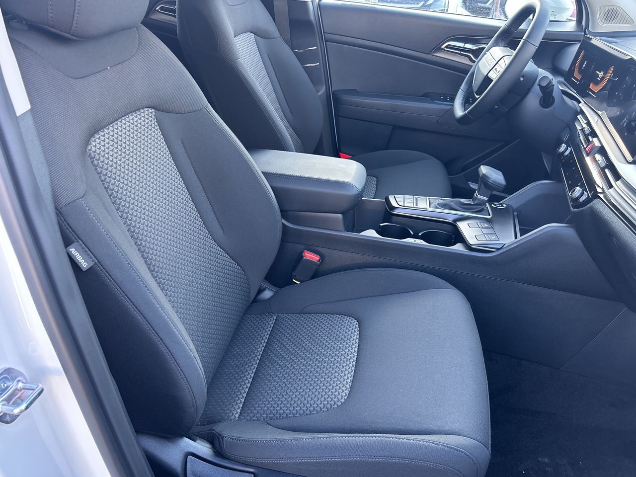 2026 Kia Sportage in Vaughan, Ontario