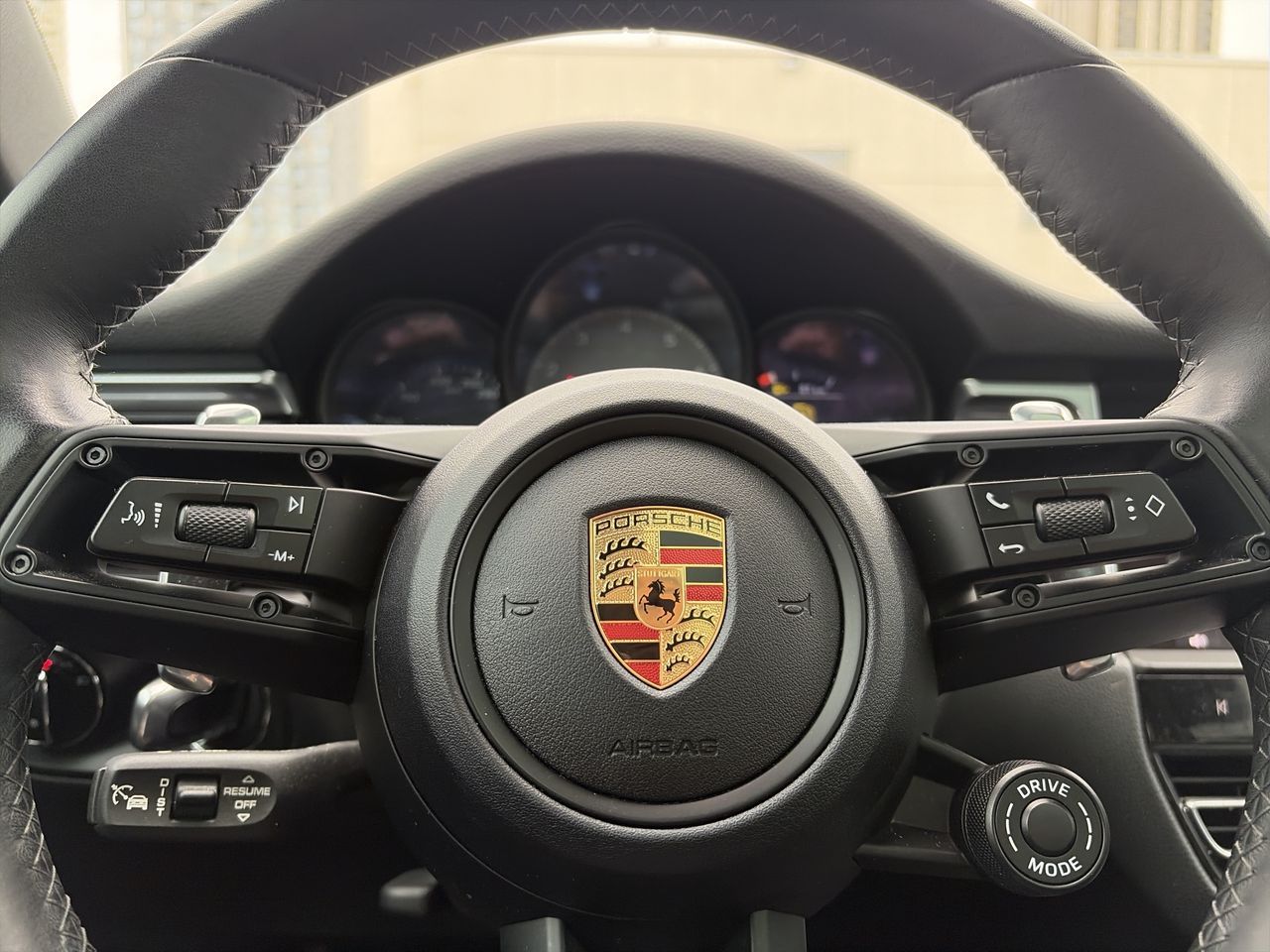 2024 Porsche Macan in Vaughan, Ontario