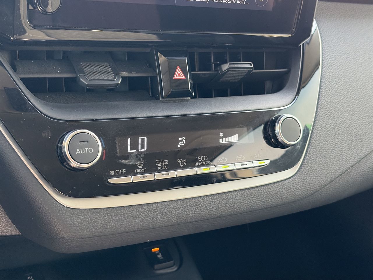2025 Toyota Corolla Hybrid in Vaughan, Ontario