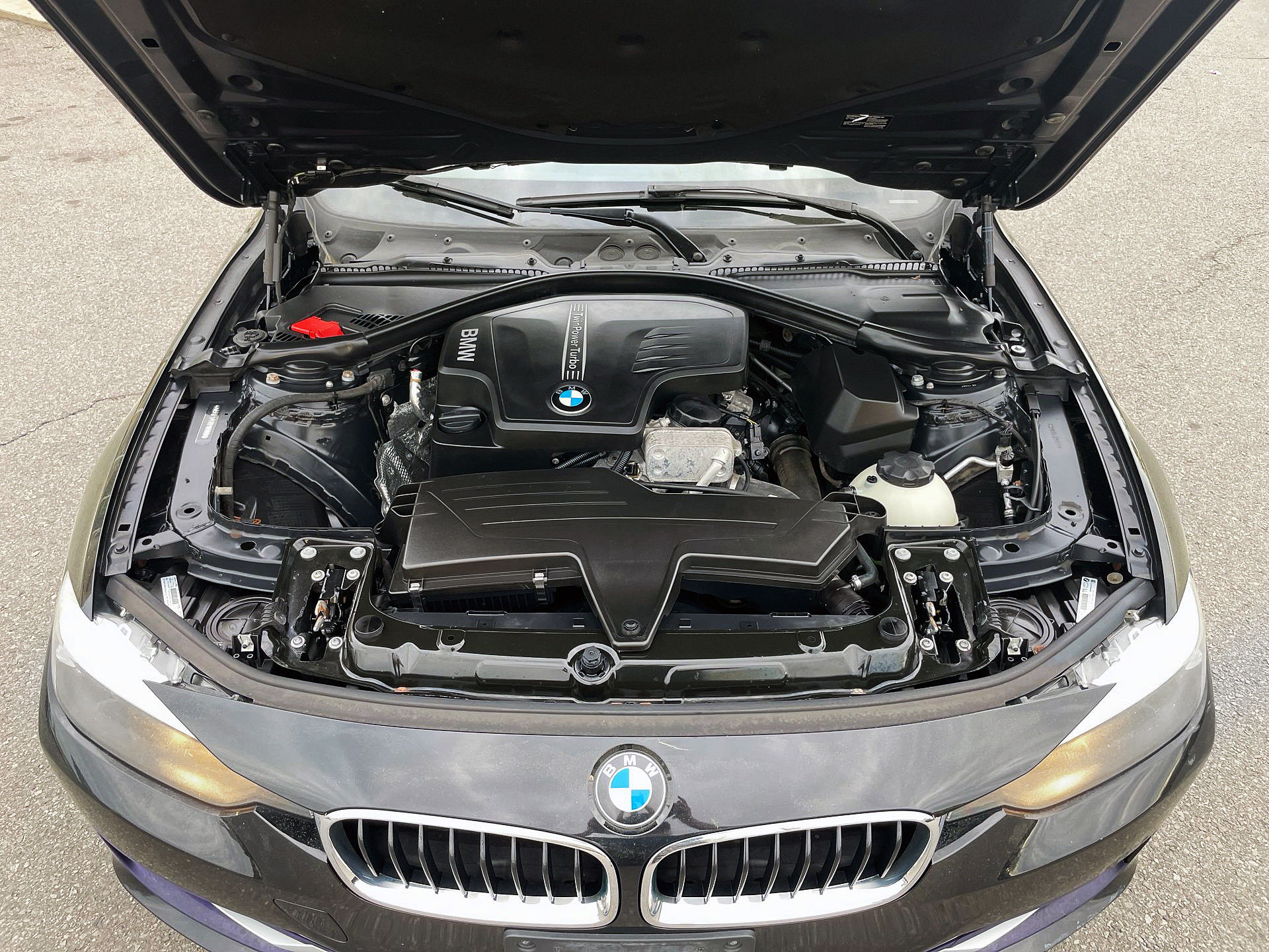 BMW 320i  2014 à Woodbridge, Ontario