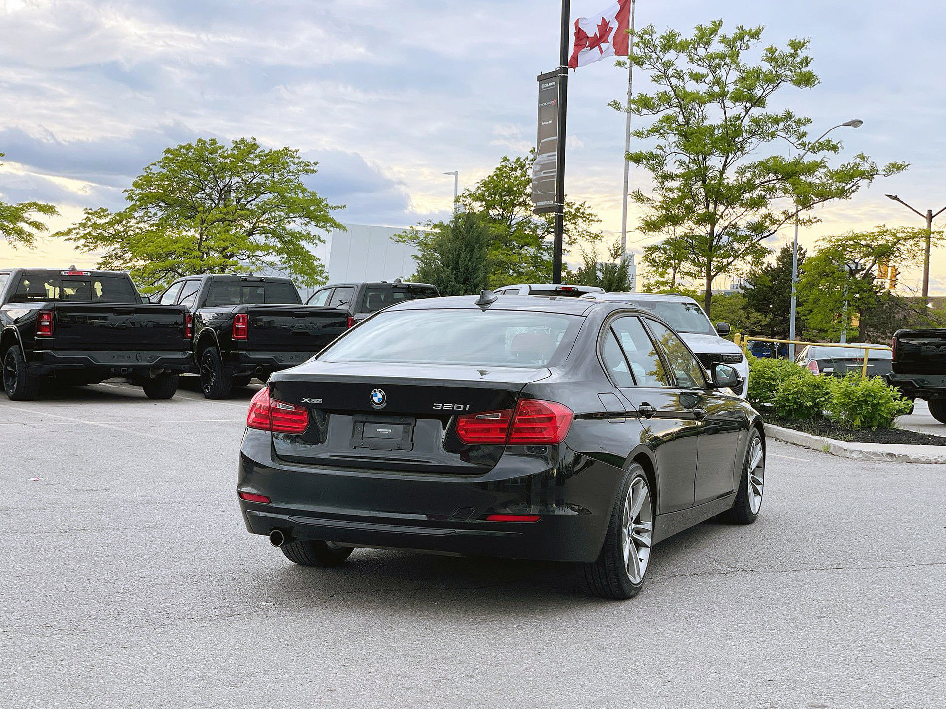 BMW 320i  2014 à Woodbridge, Ontario