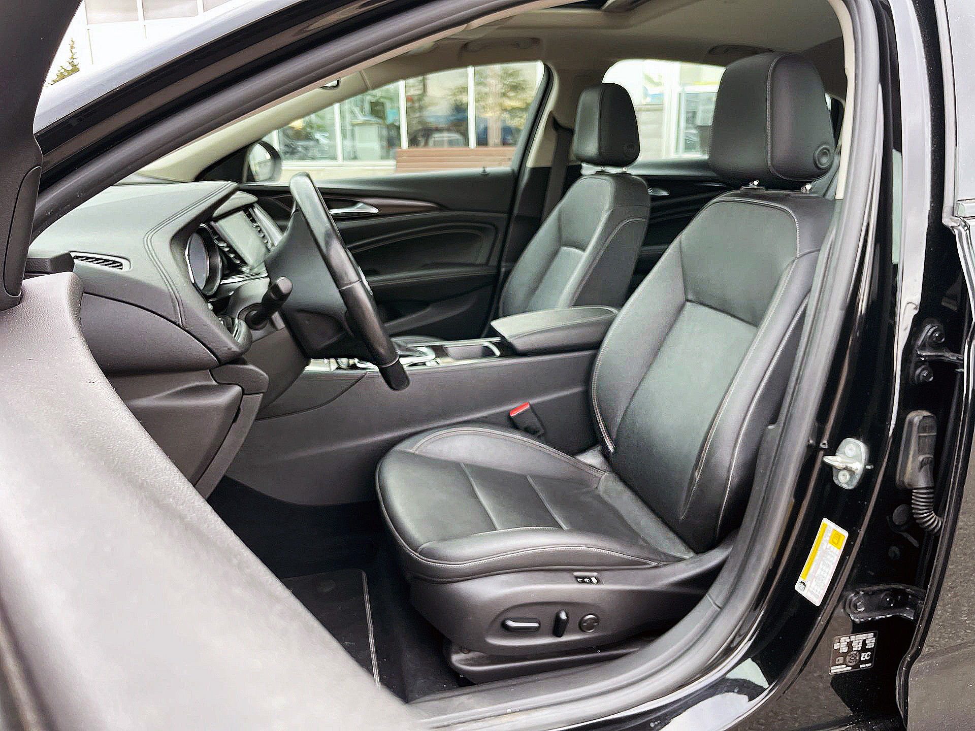 2018 Buick Regal in Woodbridge, Ontario