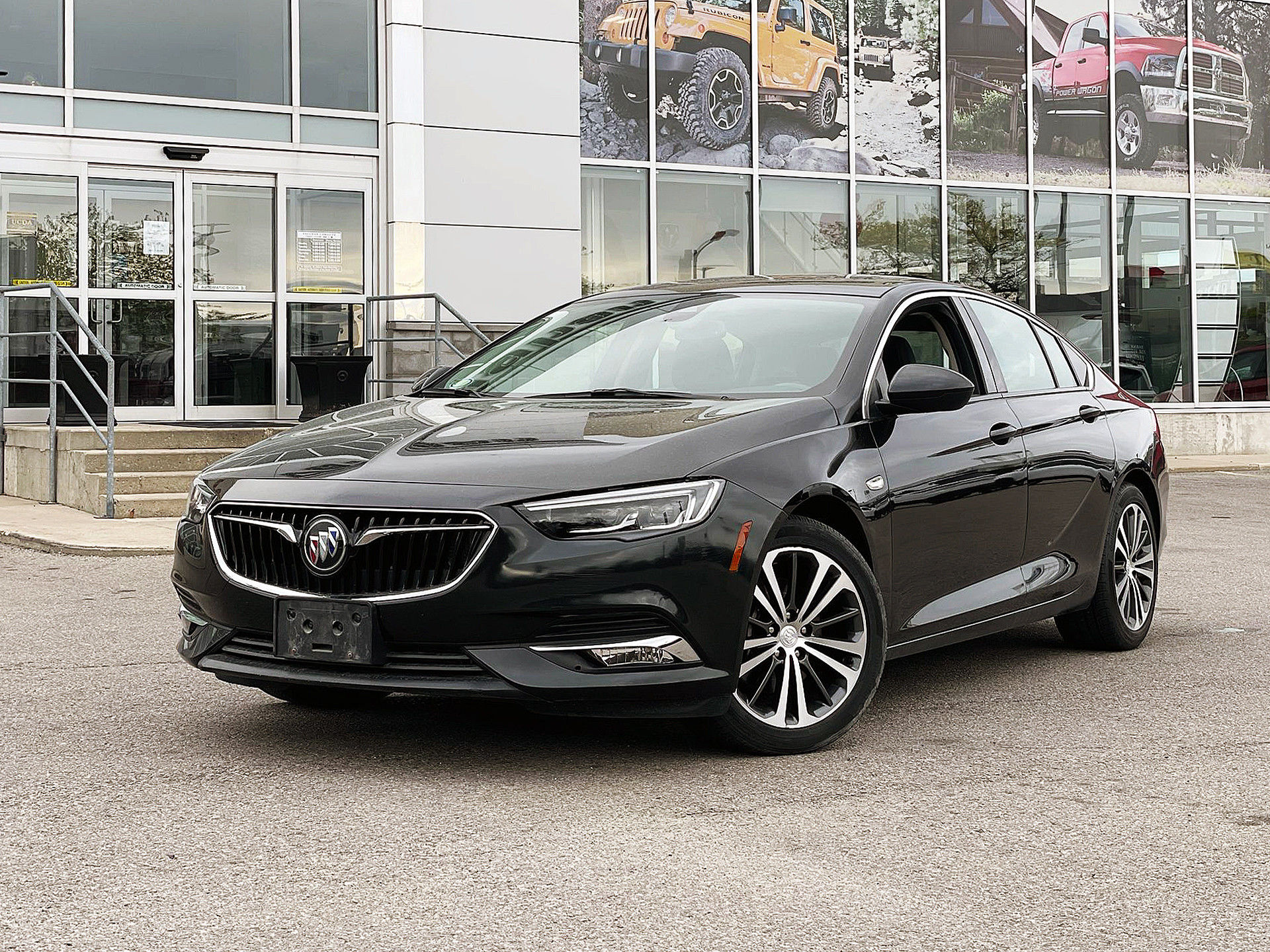 2018 Buick Regal in Woodbridge, Ontario