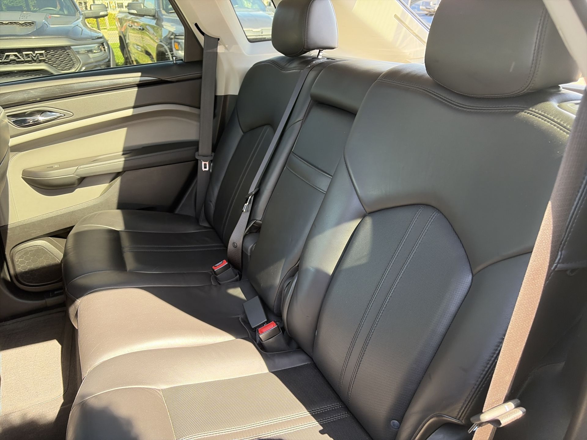 2011 Cadillac SRX in Woodbridge, Ontario