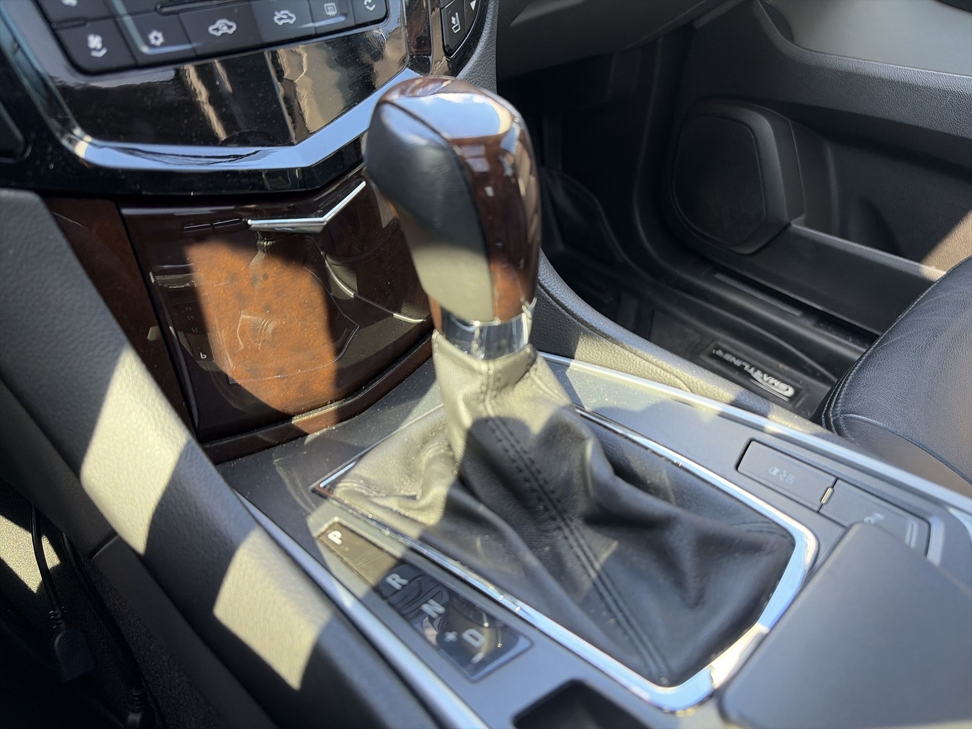 2011 Cadillac SRX in Woodbridge, Ontario