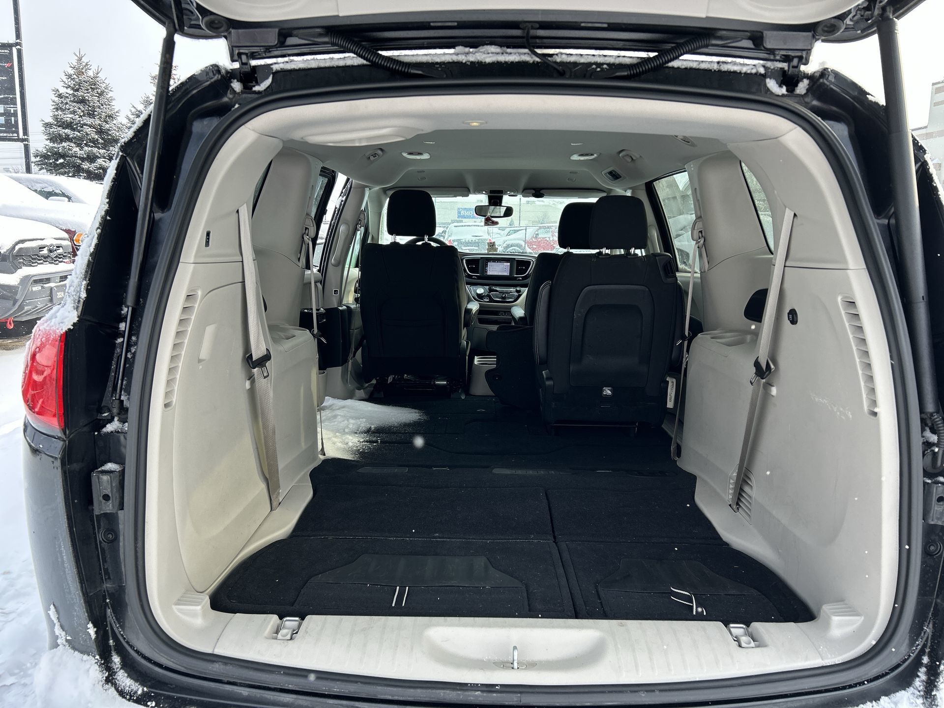 2022 Chrysler Grand Caravan