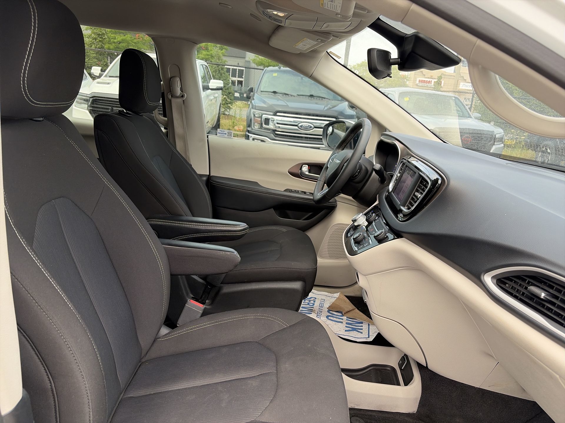 2023 Chrysler Grand Caravan