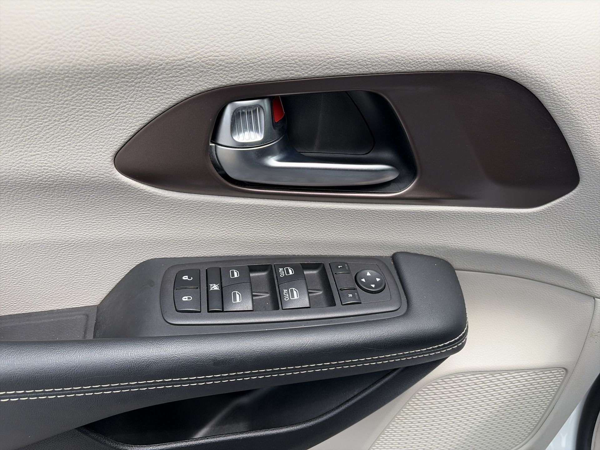 2023 Chrysler Grand Caravan