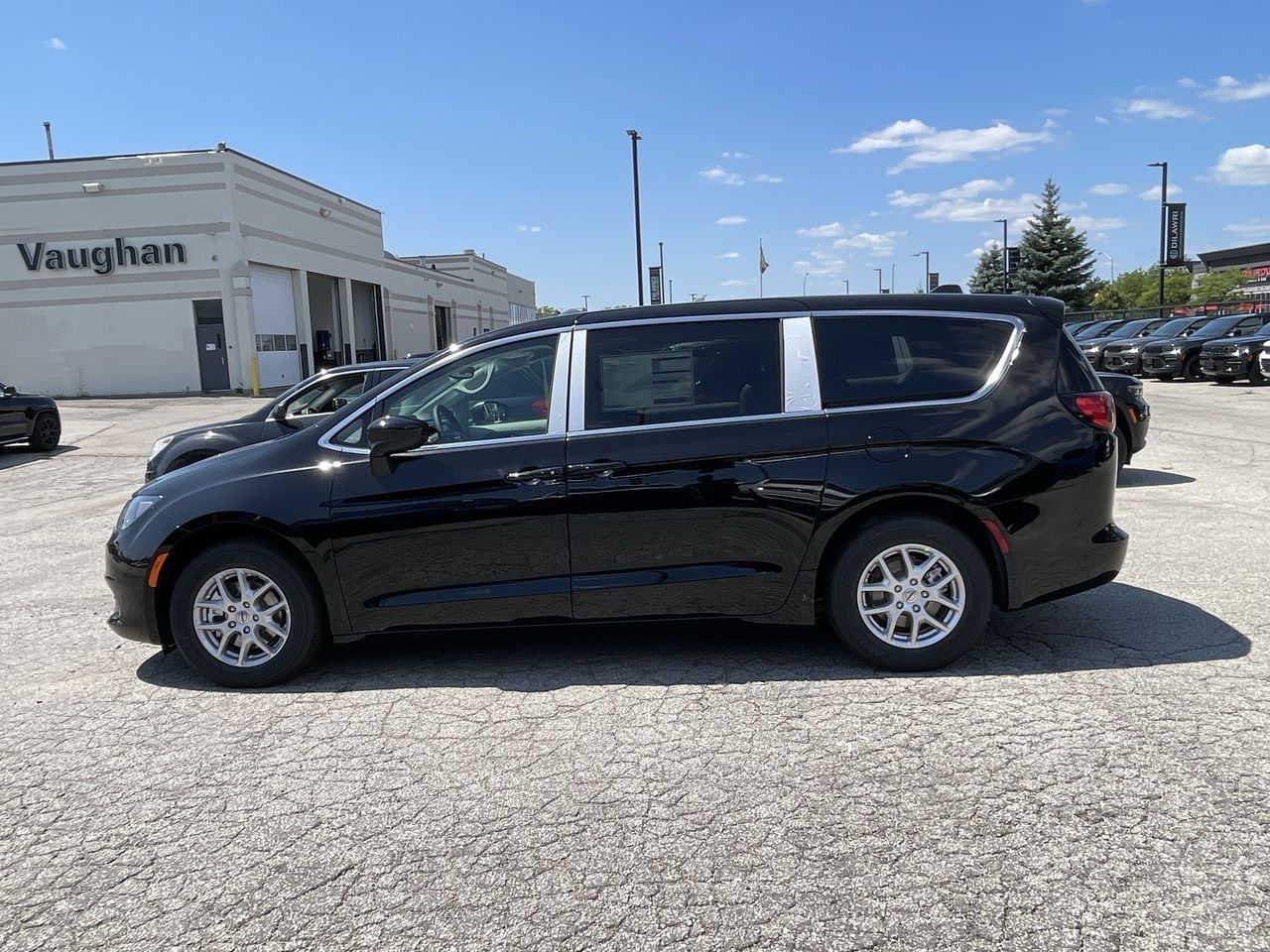 2024 Chrysler Grand Caravan