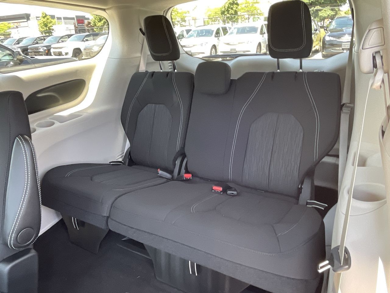 2024 Chrysler Grand Caravan