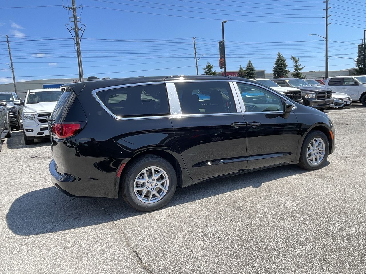 2024 Chrysler Grand Caravan