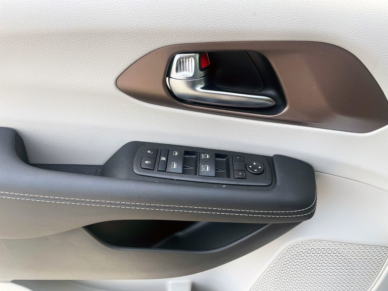 2024 Chrysler Grand Caravan