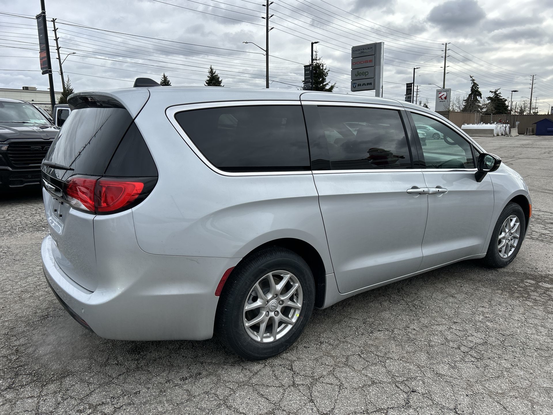 2026 Chrysler Grand Caravan