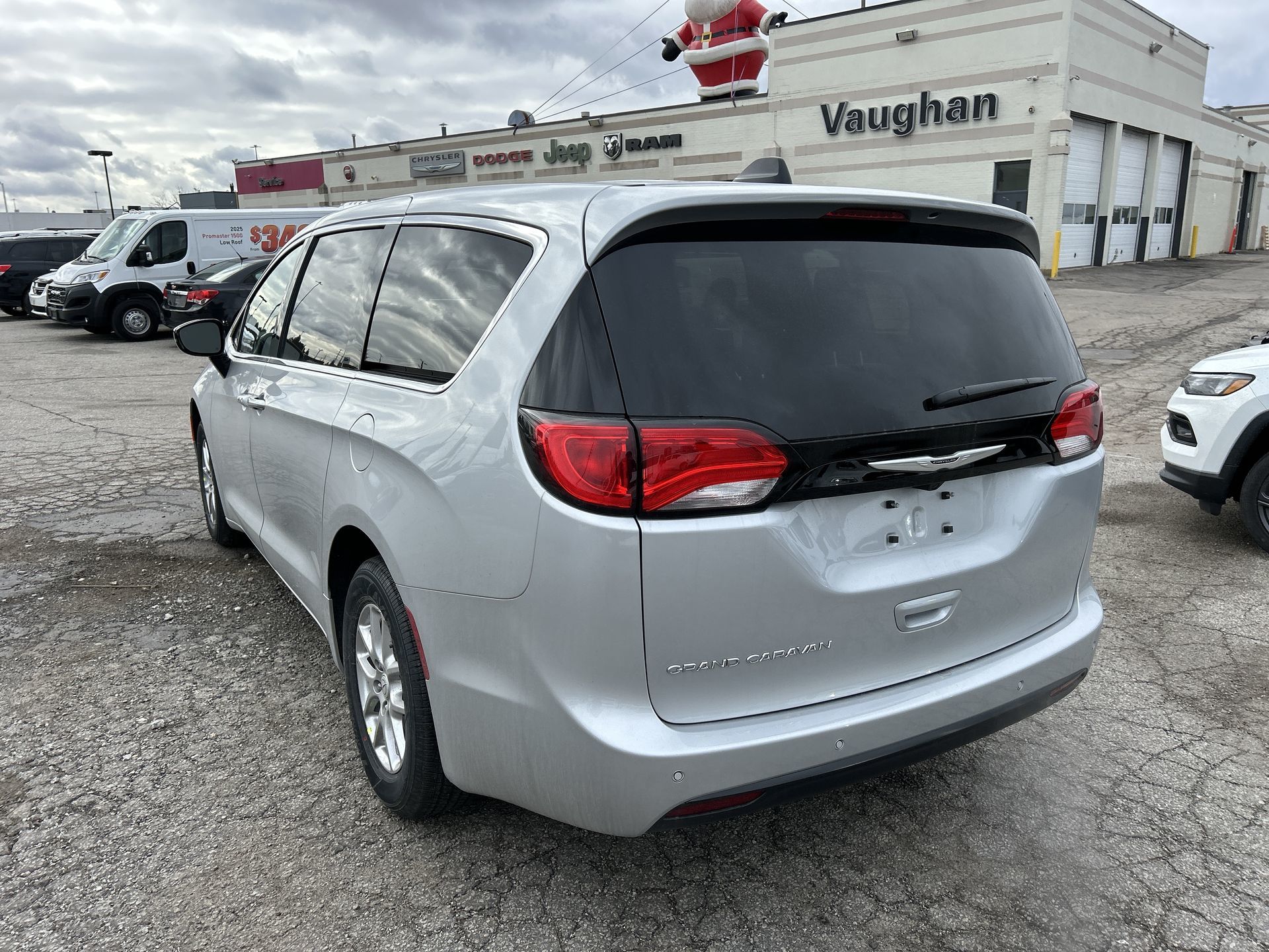 2026 Chrysler Grand Caravan