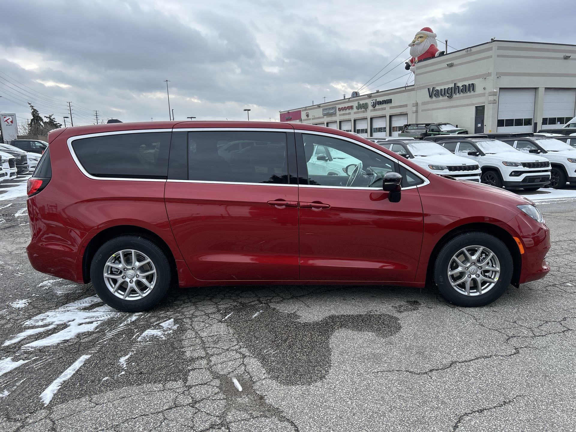 2026 Chrysler Grand Caravan