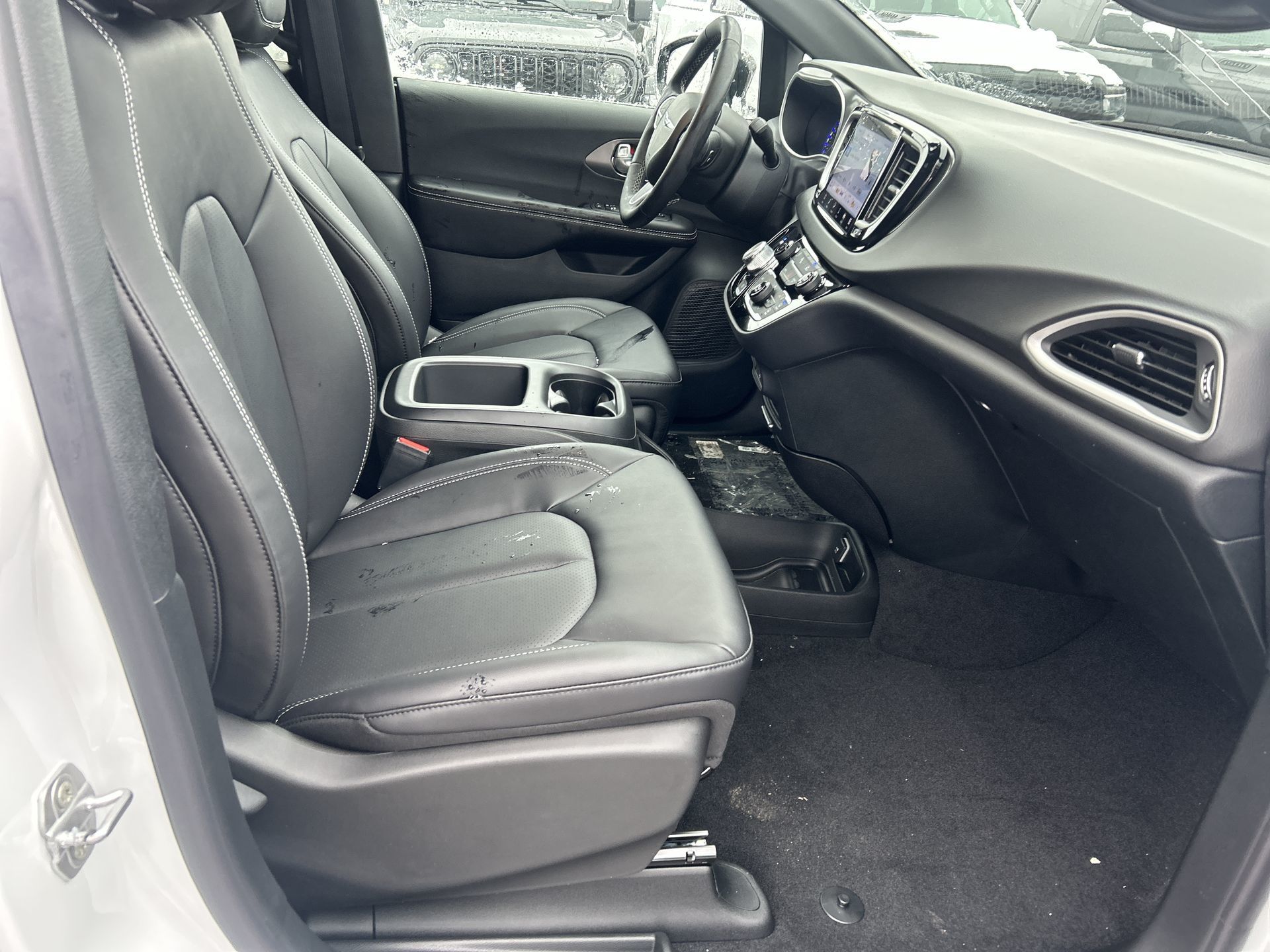 2026 Chrysler Grand Caravan