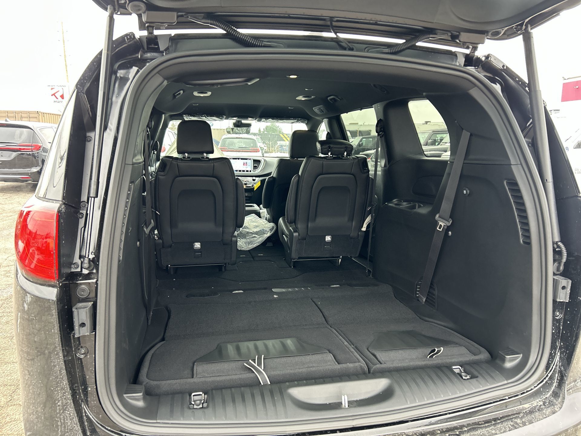 2026 Chrysler Grand Caravan