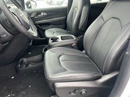 2026 Chrysler Grand Caravan