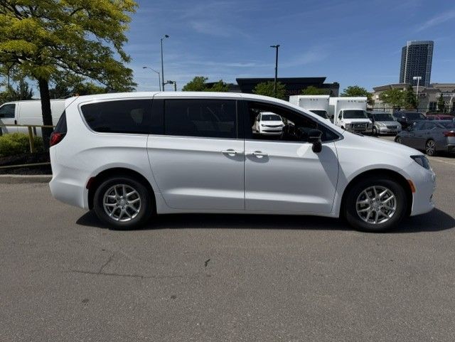 2027 Chrysler Grand Caravan