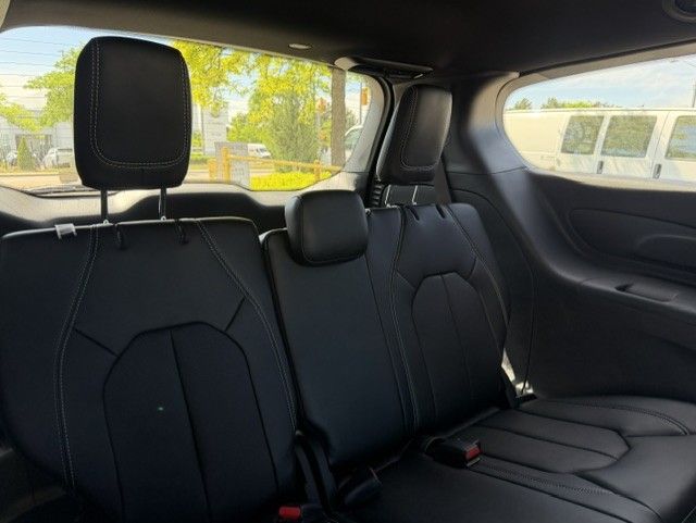 2027 Chrysler Grand Caravan