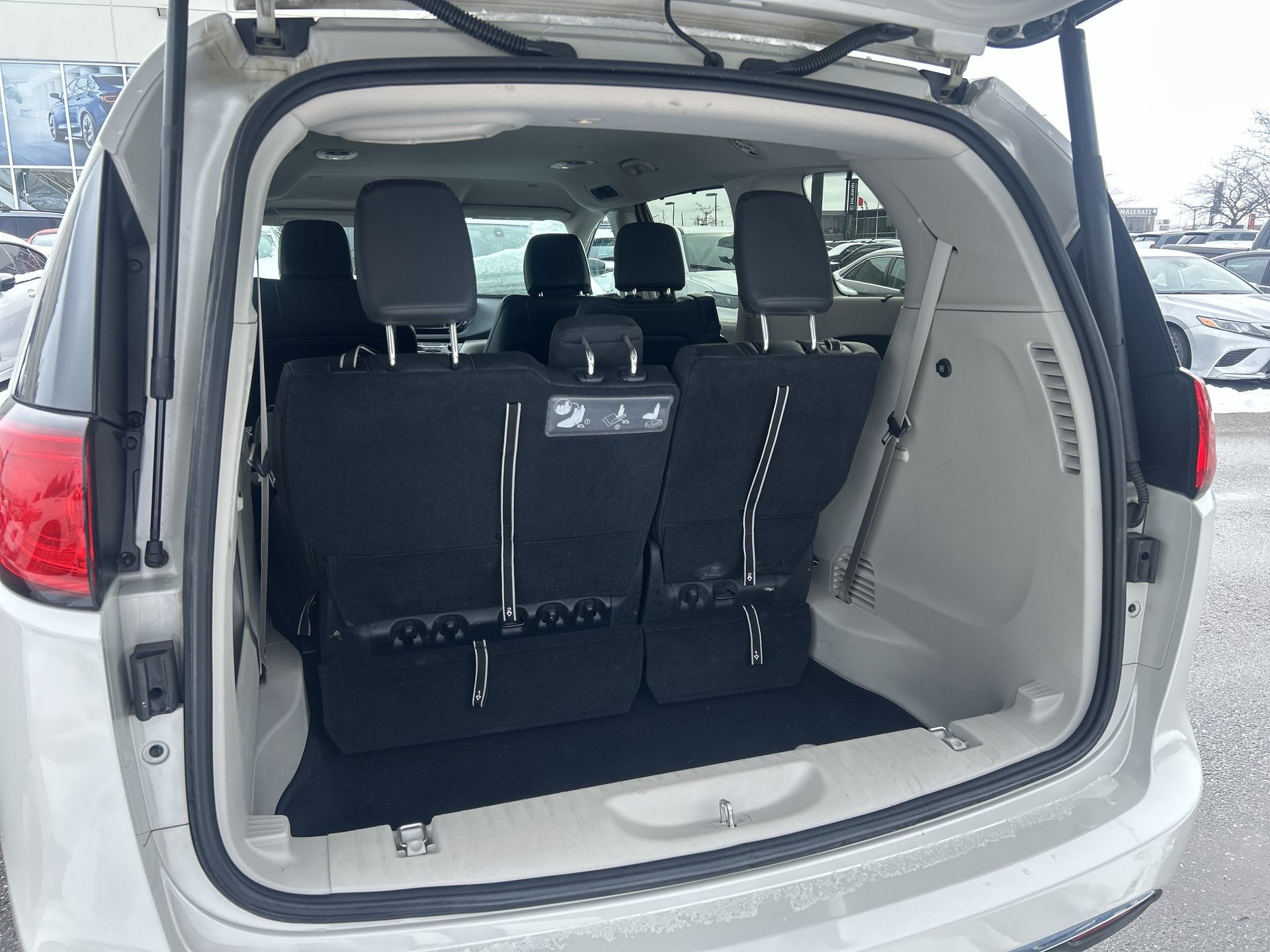 Chrysler Pacifica  2017 à Woodbridge, Ontario