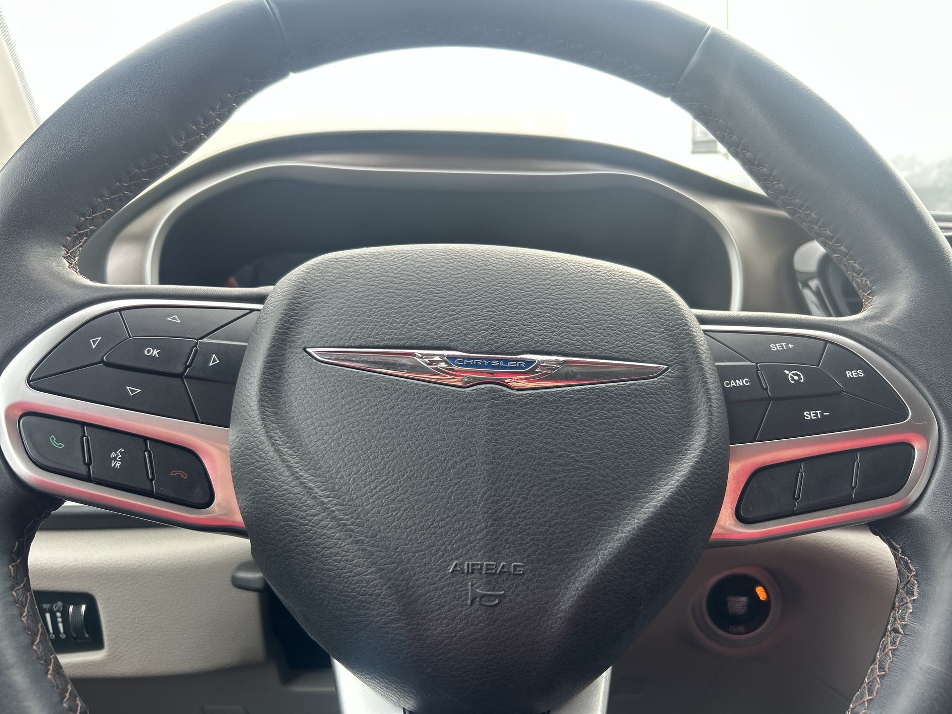 Chrysler Pacifica  2017 à Woodbridge, Ontario