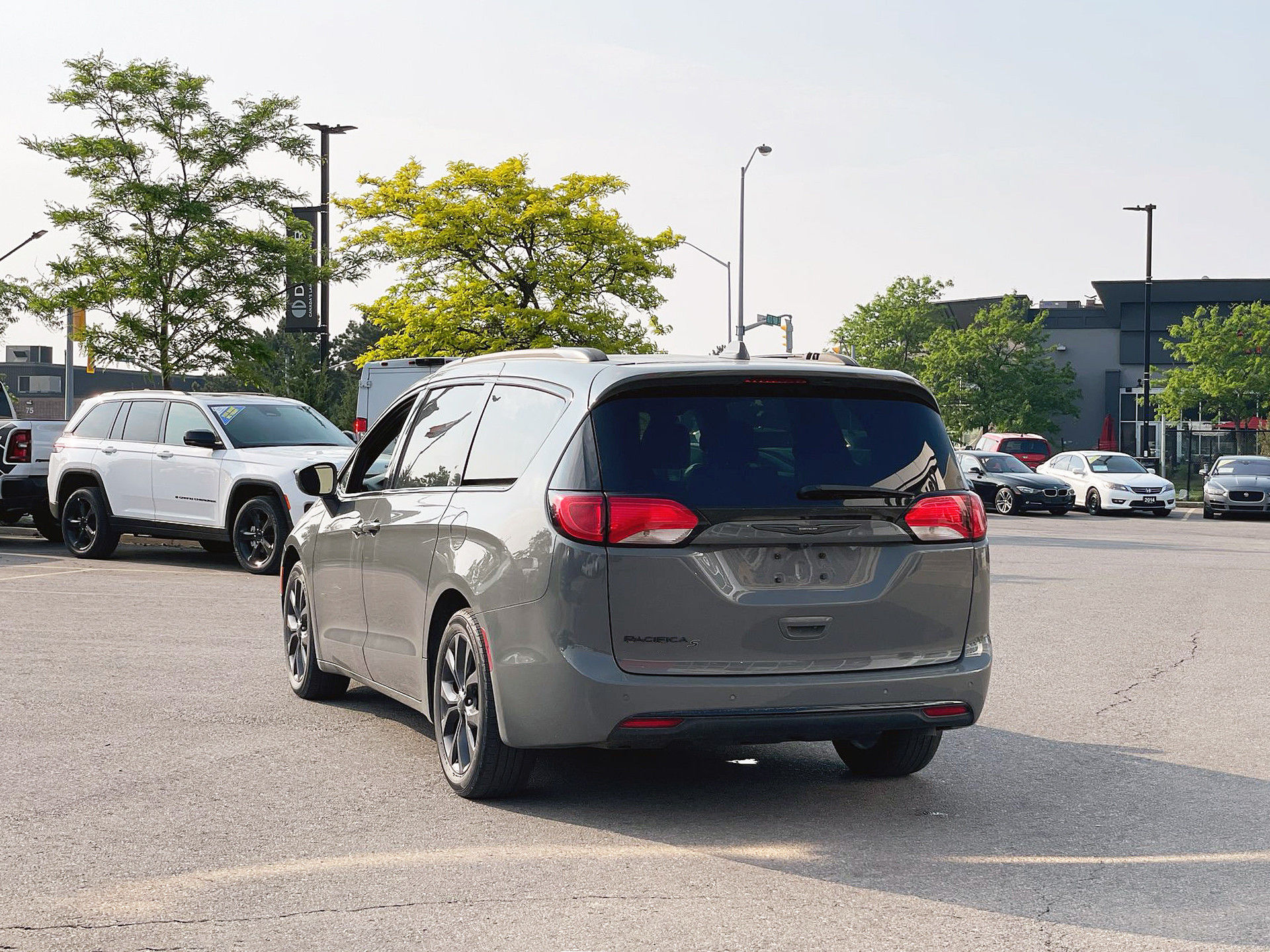 Chrysler Pacifica  2020 à Woodbridge, Ontario