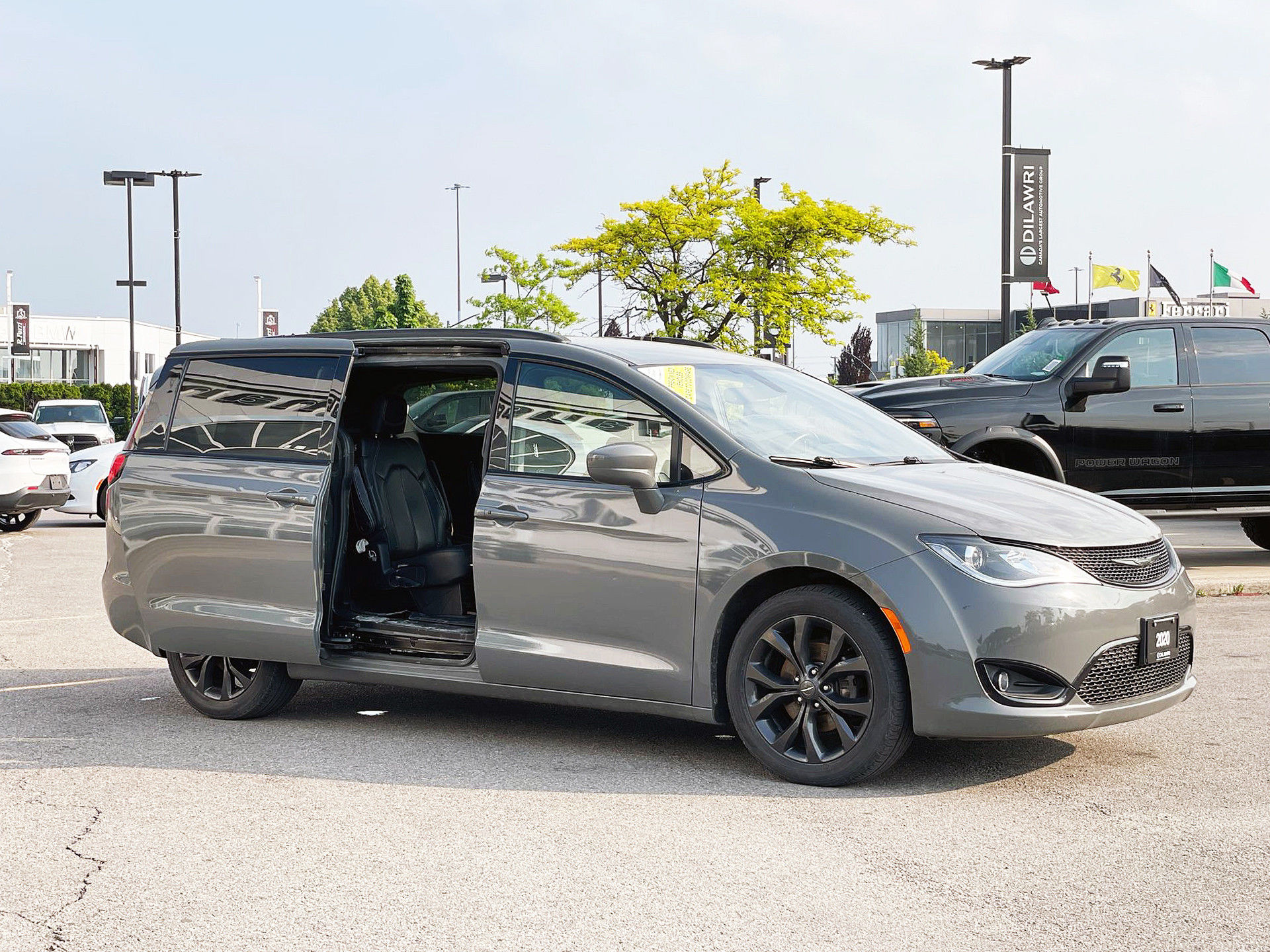 Chrysler Pacifica  2020 à Woodbridge, Ontario