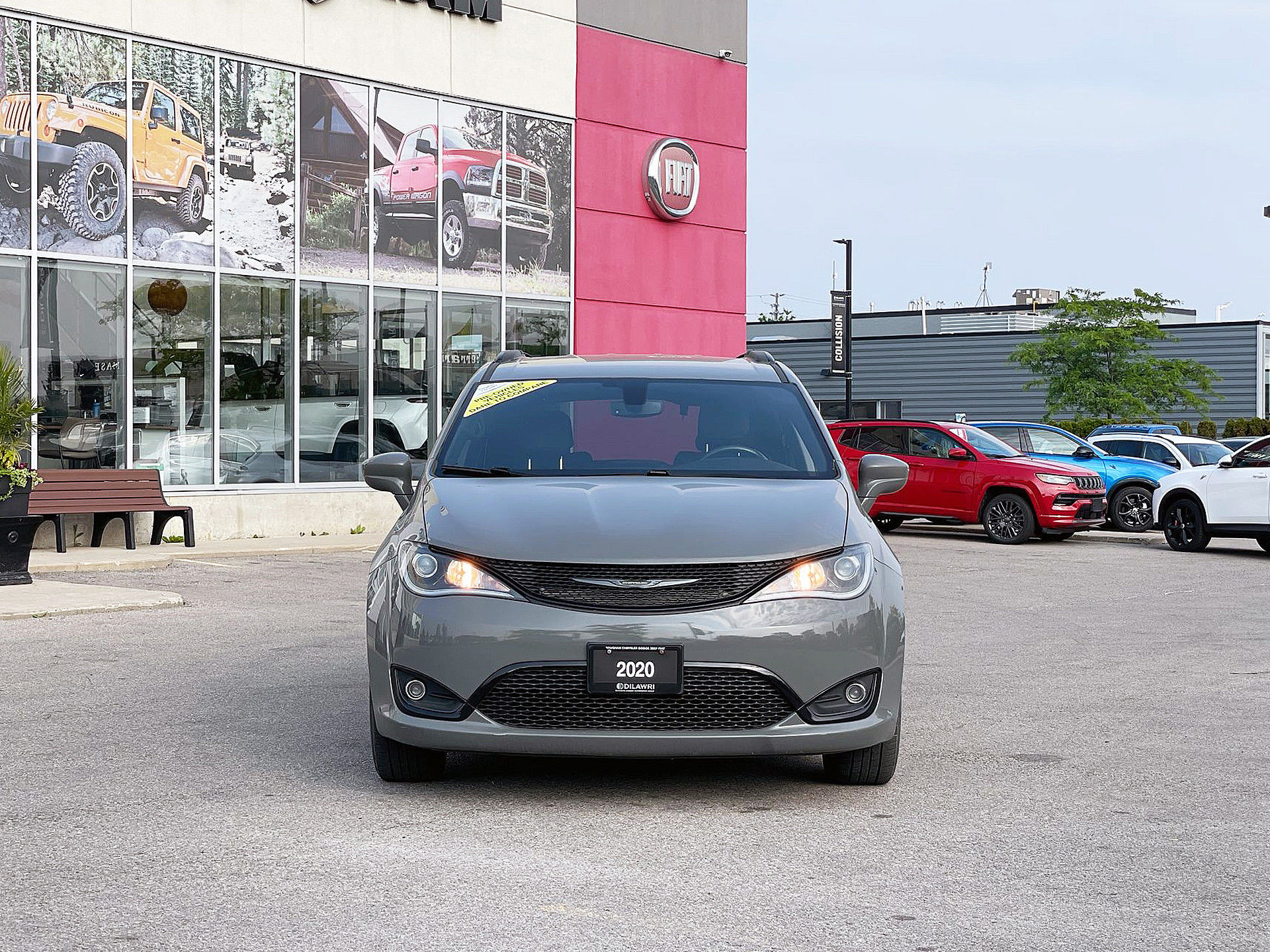 Chrysler Pacifica  2020 à Woodbridge, Ontario