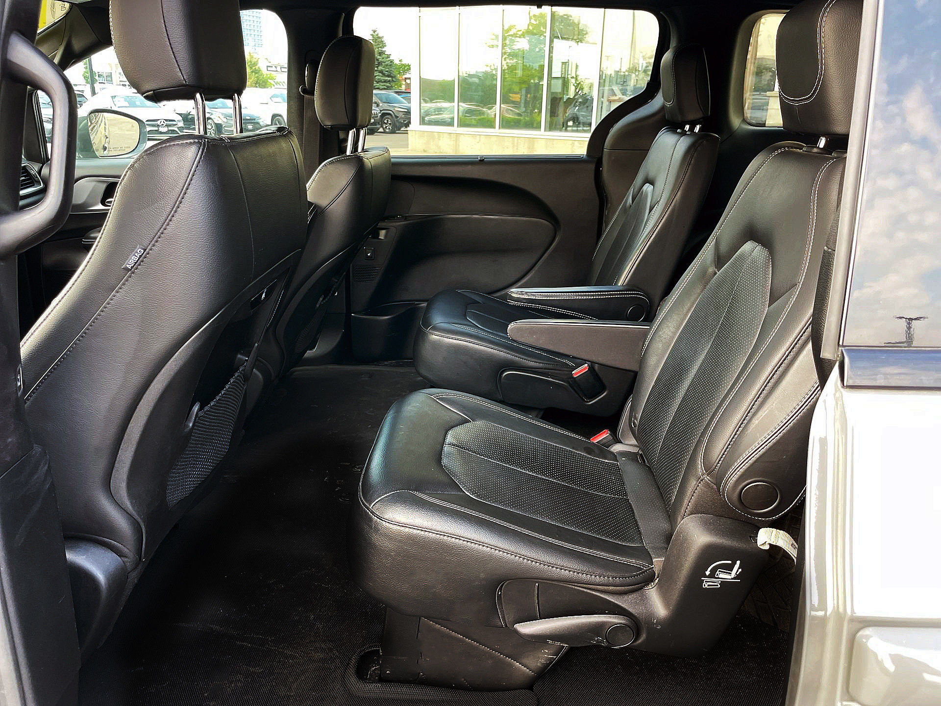 Chrysler Pacifica  2020 à Woodbridge, Ontario