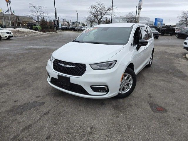 2025 Chrysler Pacifica in Woodbridge, Ontario
