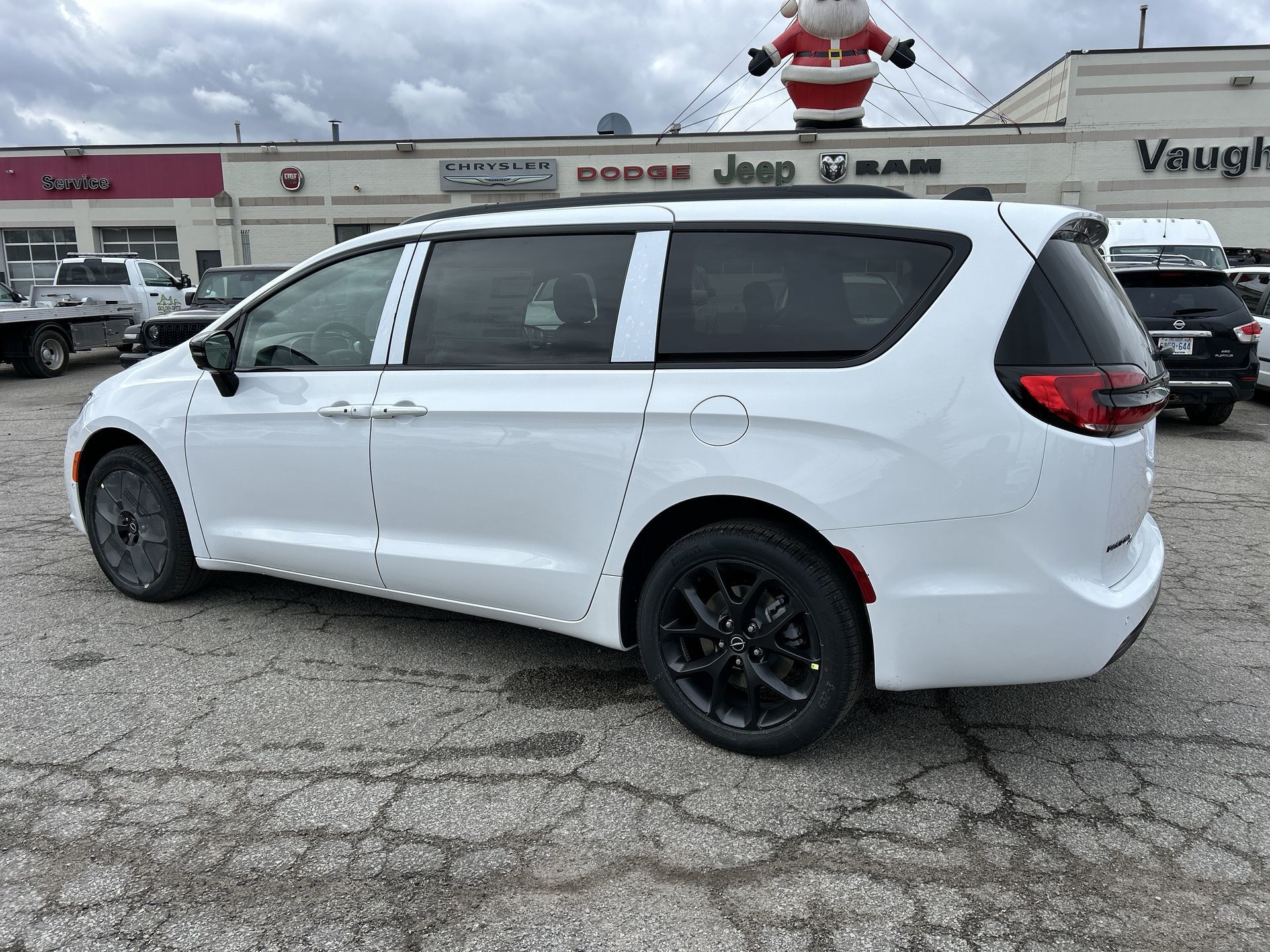 2026 Chrysler Pacifica