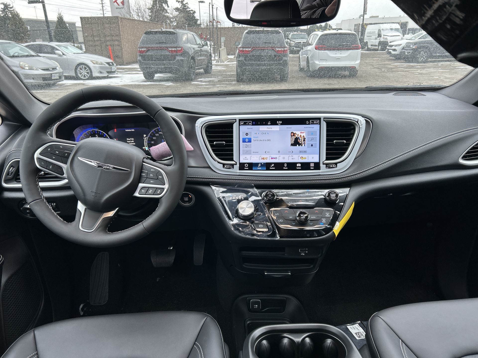 2026 Chrysler Pacifica