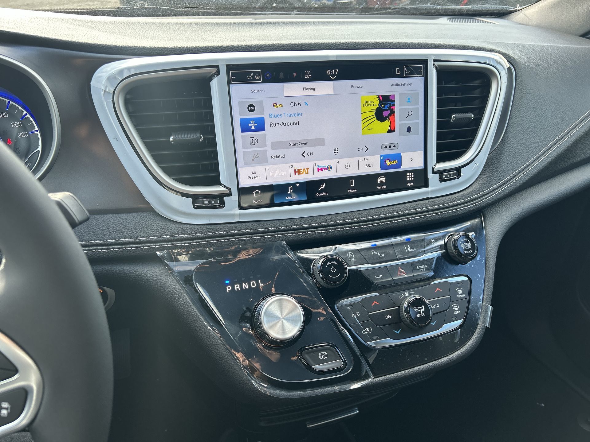 2026 Chrysler Pacifica