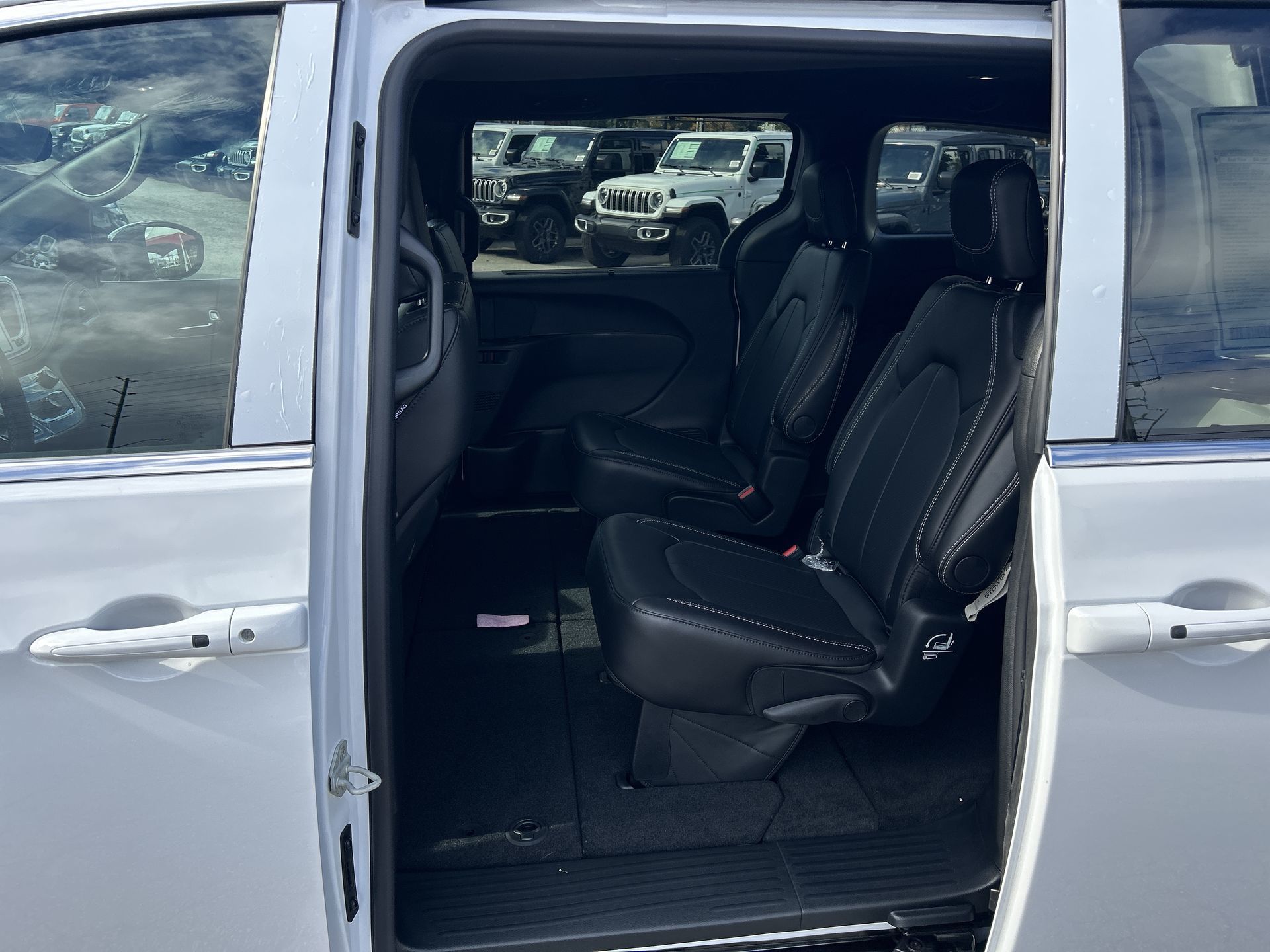 2026 Chrysler Pacifica