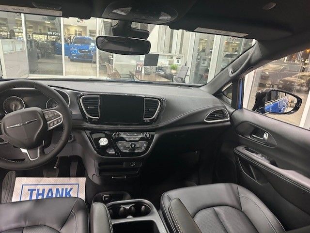 2026 Chrysler Pacifica