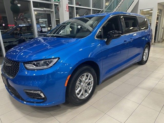 2026 Chrysler Pacifica