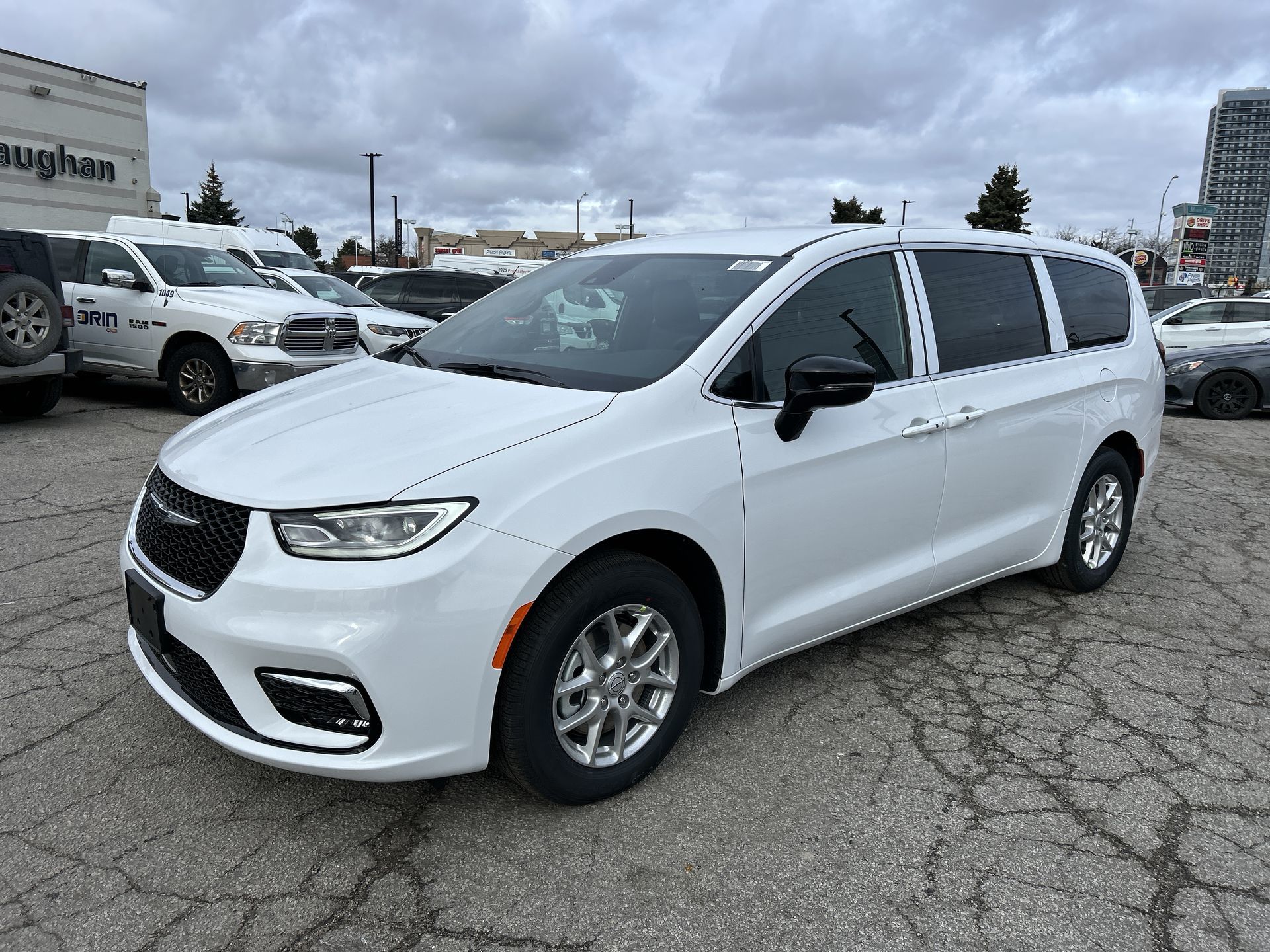 2026 Chrysler Pacifica