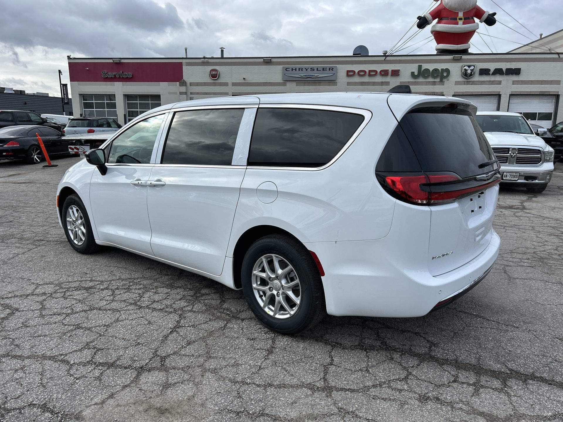 2026 Chrysler Pacifica