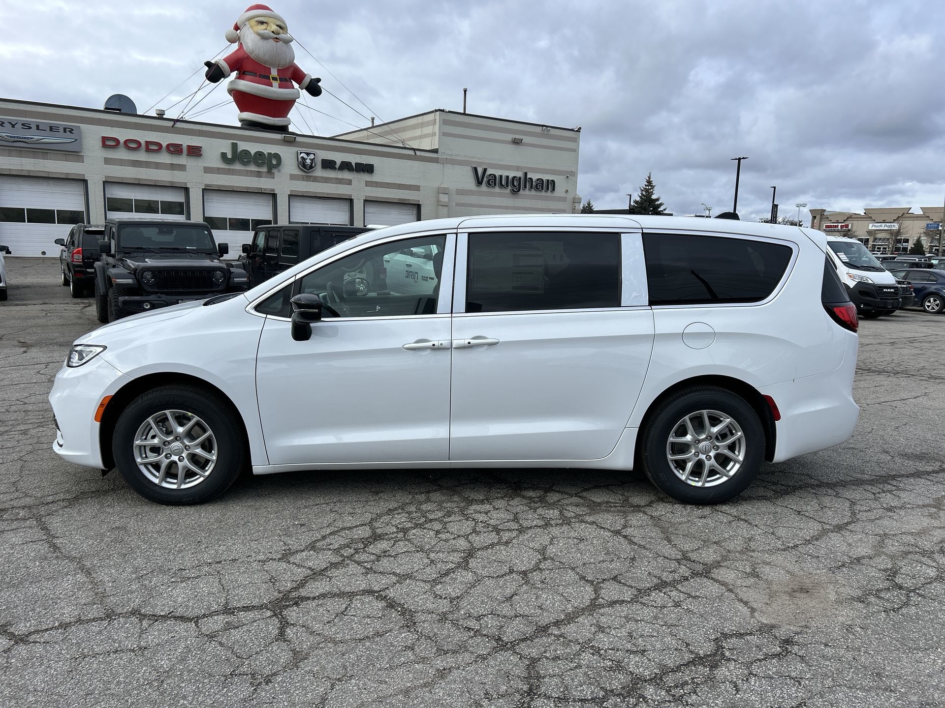 2026 Chrysler Pacifica