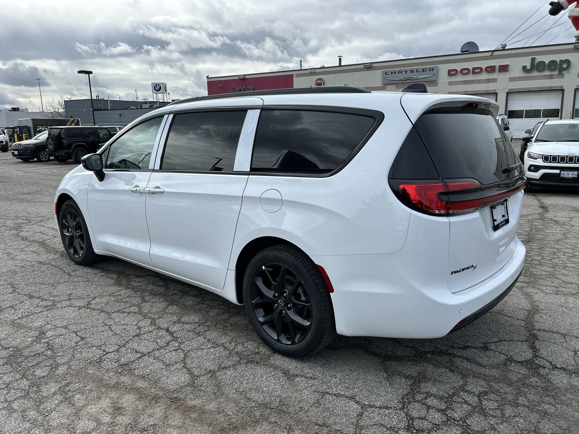 2026 Chrysler Pacifica