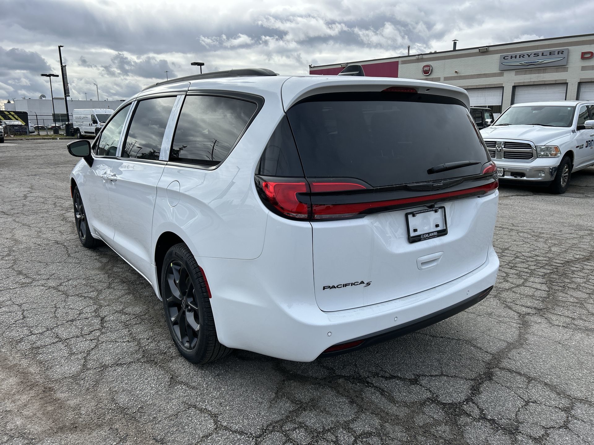 2026 Chrysler Pacifica