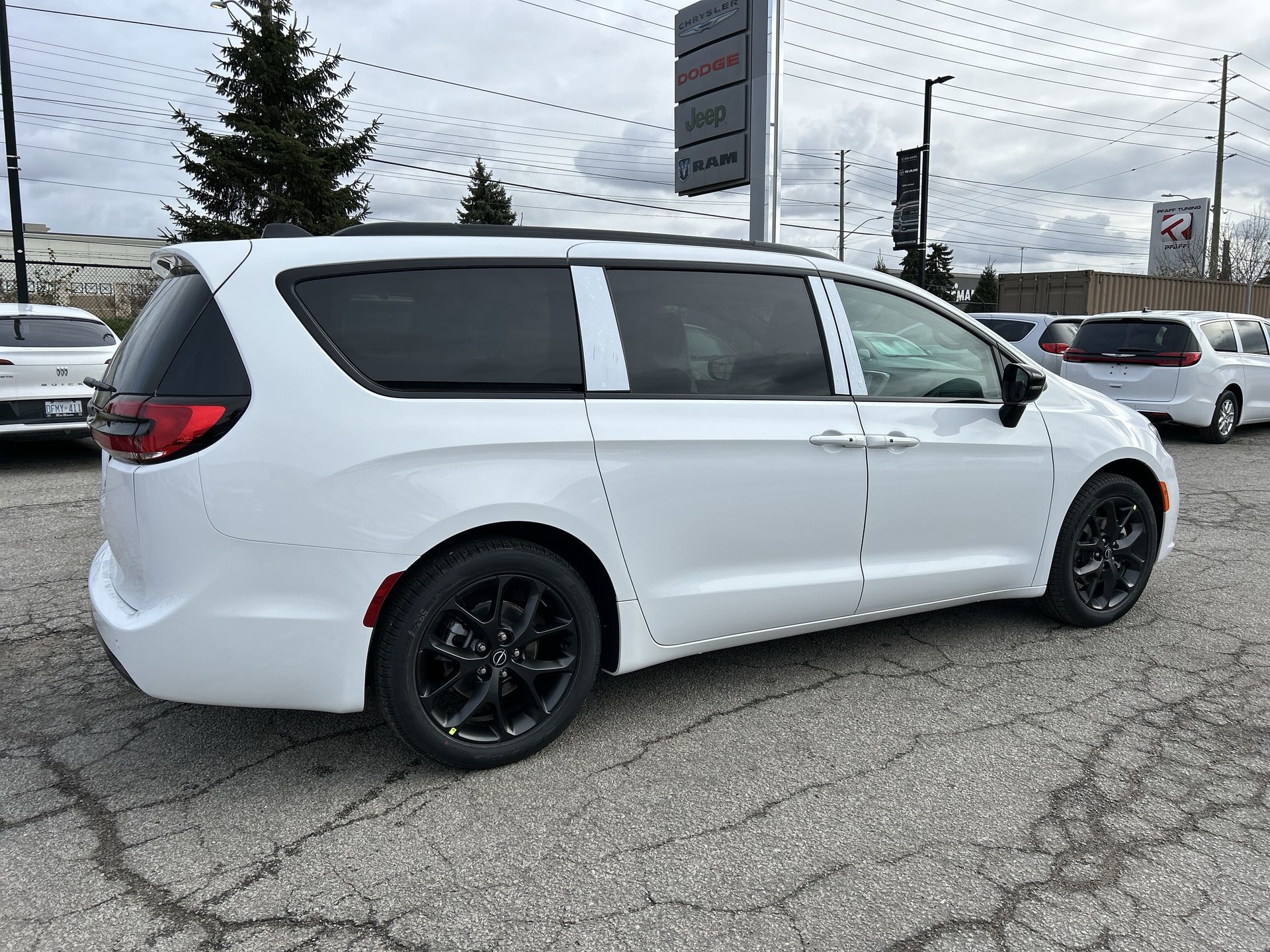 2026 Chrysler Pacifica