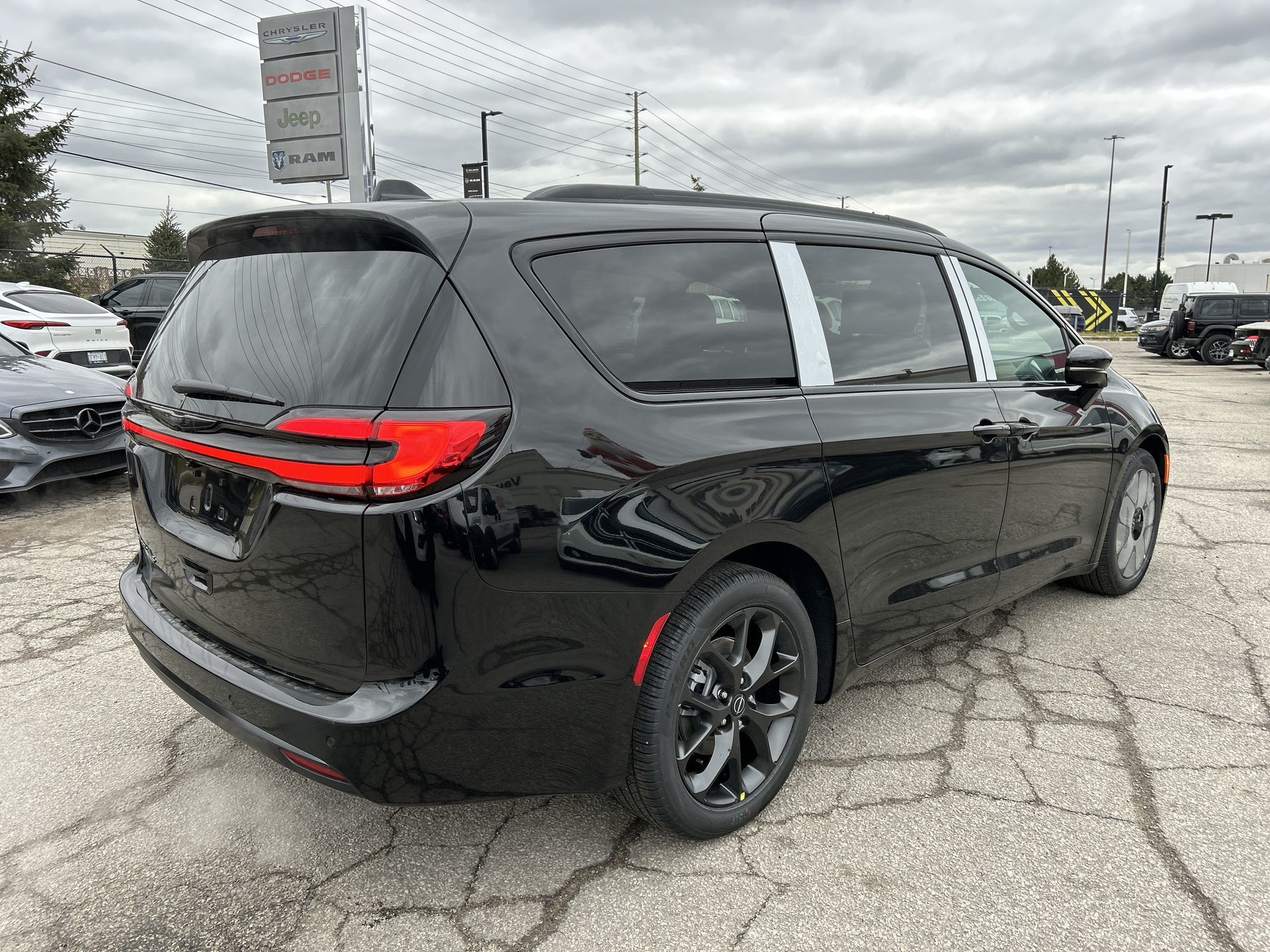 2026 Chrysler Pacifica