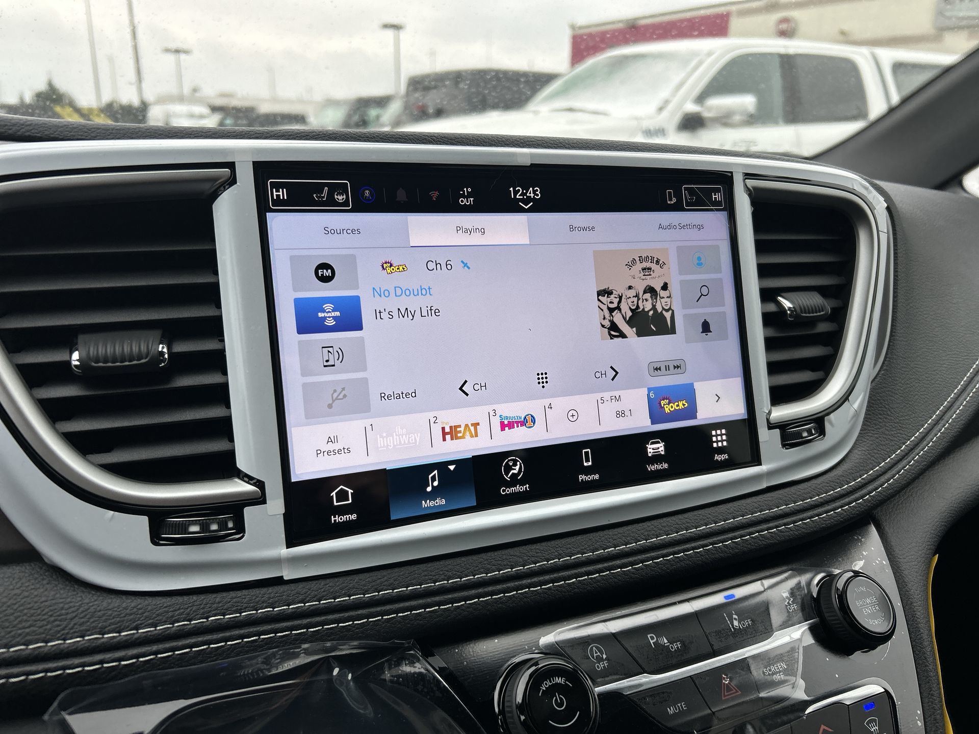 2026 Chrysler Pacifica