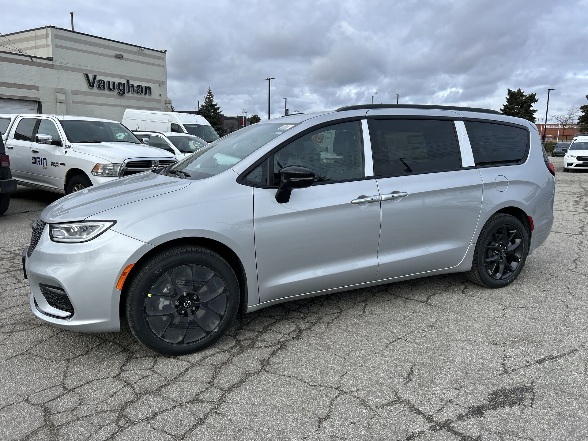 2026 Chrysler Pacifica