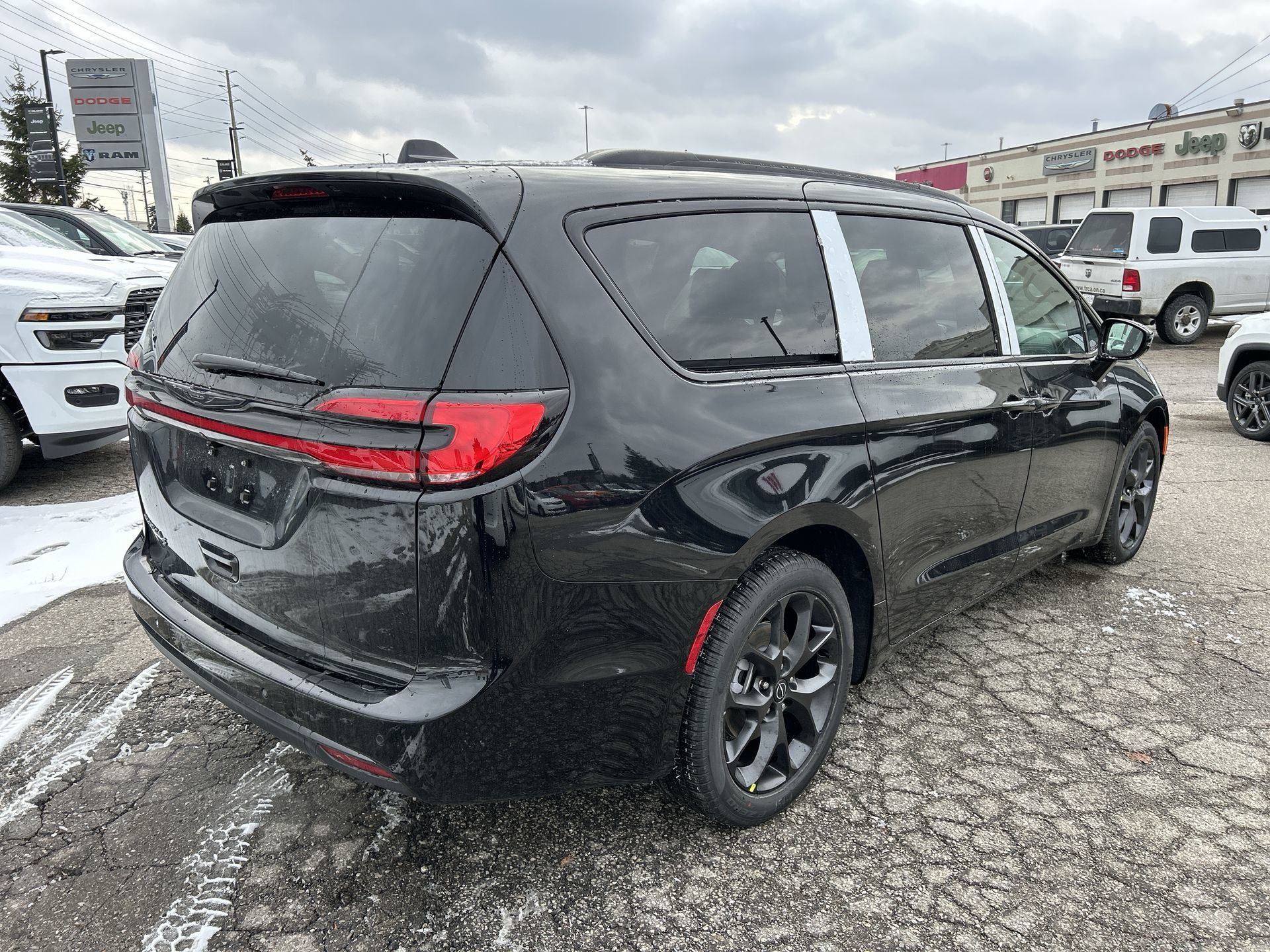 2026 Chrysler Pacifica