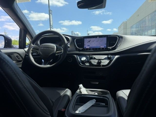 2027 Chrysler Pacifica
