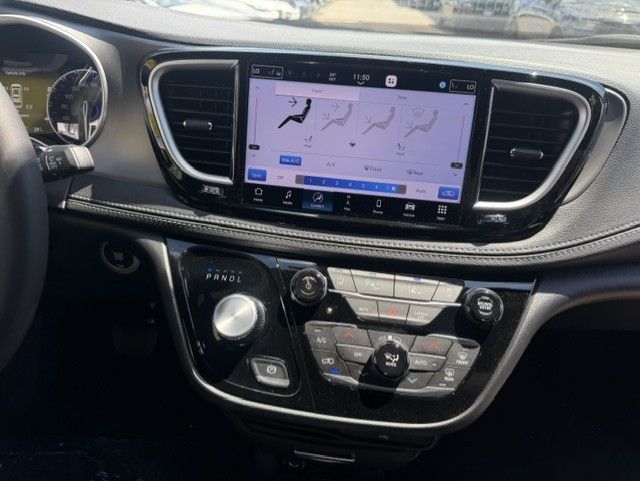 2027 Chrysler Pacifica