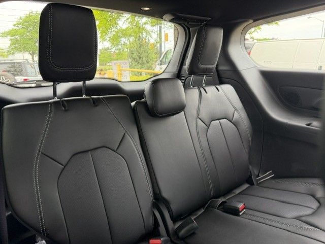 2027 Chrysler Pacifica